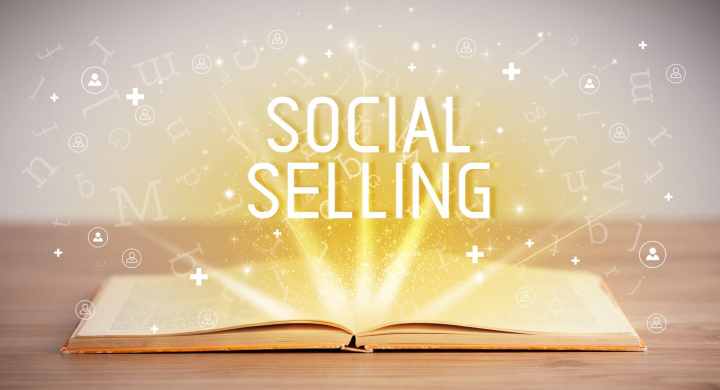 Use aplicaciones para vender sus libros antiguos con venta social